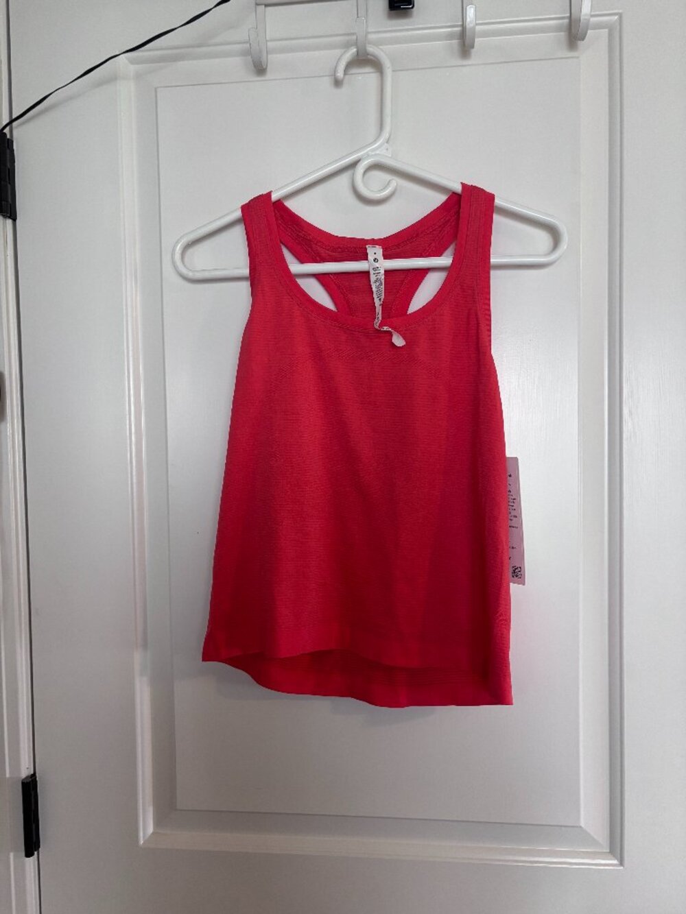 NWT Lululemon Women’s Size 8 Pink/Red Swiftly Tech RB Tank 2.0 Race